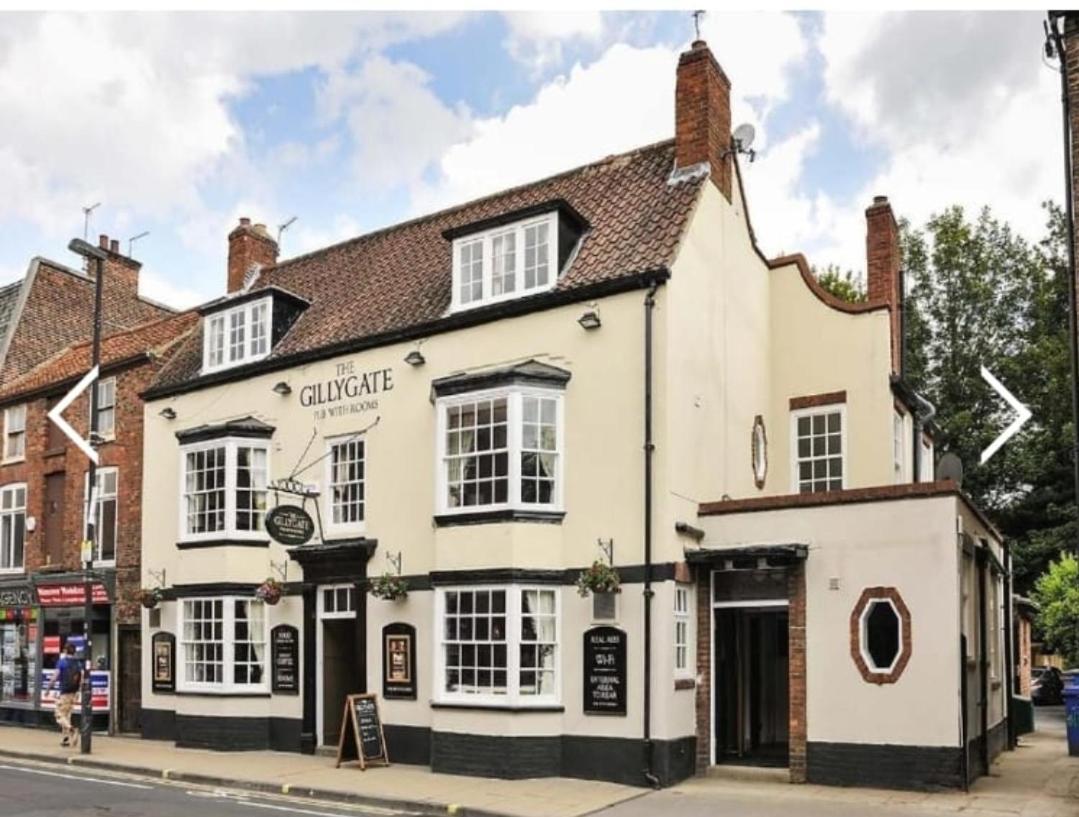 Gillygate Bar And Rooms 约克 外观 照片